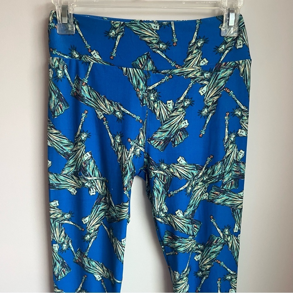 LuLaRoe Blue Statue of Liberty Leggings - Picture 2 of 9